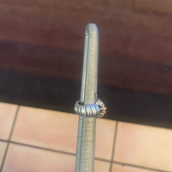 Alwand Vahan 2-tone 14kt and Sterling Silver Ring with Amethysts - Picture 5 of 6